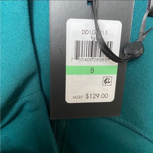 DKNY Emerald Green Sheath Dress Size 8 NWT Flutter Sleeve Cocktail Wedding Guest - Picture 11 of 13